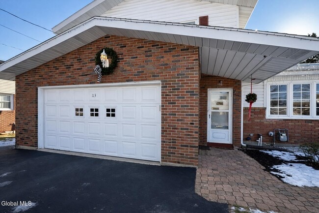 Photo - 113 Russell Rd Unit Floor 2