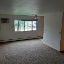 Photo - 1363 County B Rd W Unidad 1 Bedroom