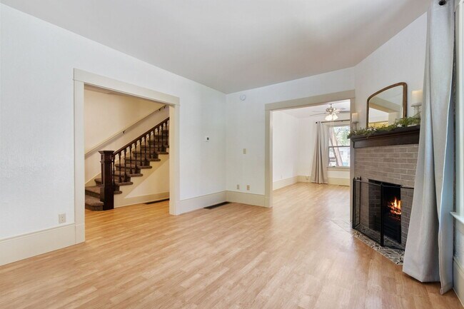 Photo - 643 Remington St