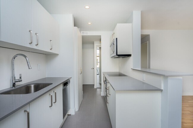 Photo - 111 Lawton Blvd Unit 304