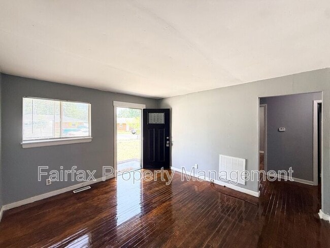 Photo - 2308 Nebo St