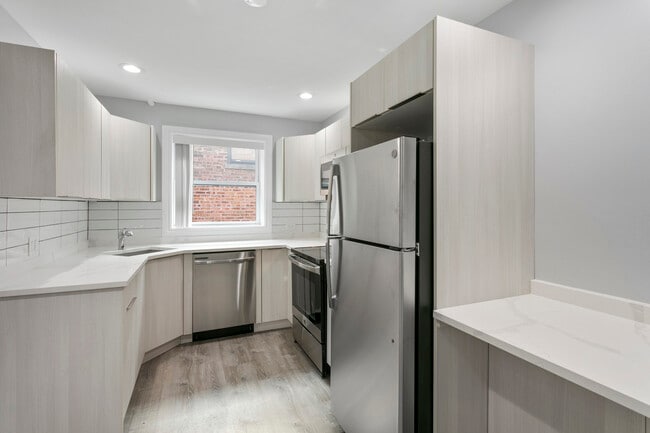 Photo - 7638 N Eastlake Terrace Unidad 2W