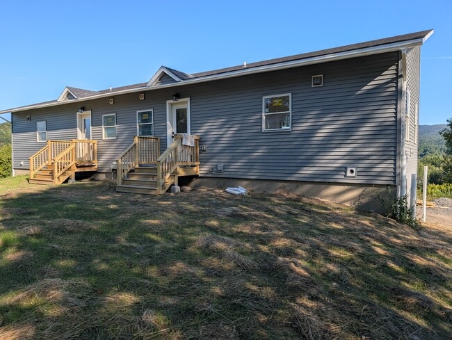 Building Photo - 7287 VT-15 Unit 102