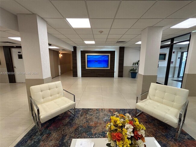 Photo - 4164 Inverrary Dr Unit 1004