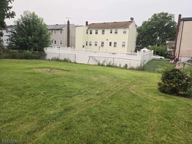 832 Dewey St Unit 2