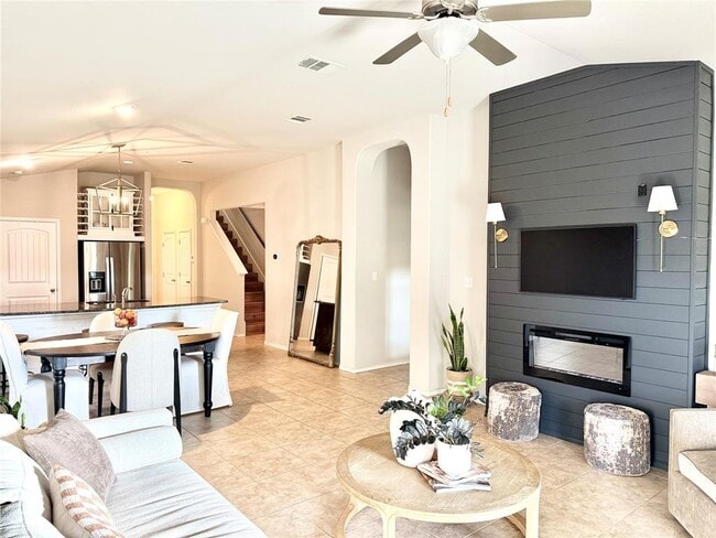 Photo - 408 Wincliff Dr