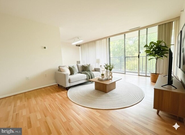 Photo - 4410 Briarwood Ct N Unit 47