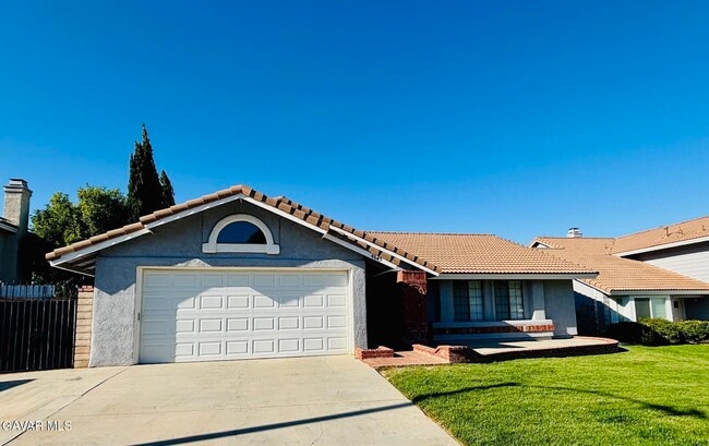 Building Photo - 4645 Alojar Ln Rental