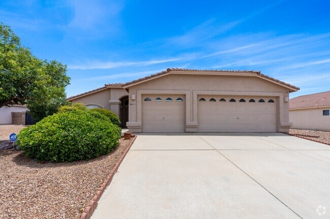 Building Photo - 8838 E La Palma Dr Rental