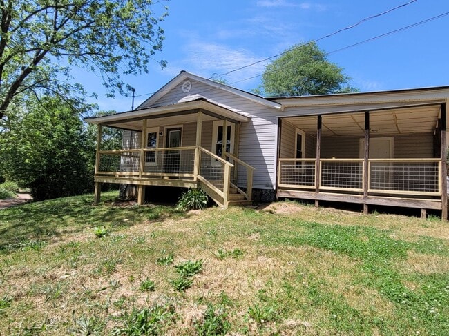 Photo - For Rent: Franklin Co – Royston, GA – Two Bedroom and One Bathroom Single Family Home - Very Conv...