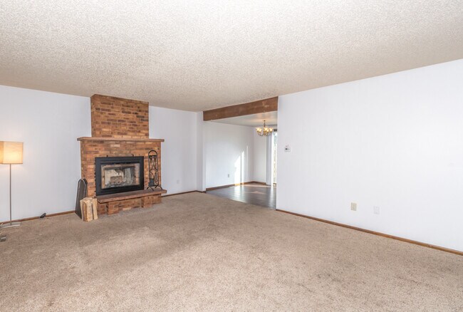 Living Room - 4482 North Grant Avenue