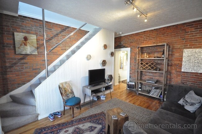 Photo - 310-312 Blenkner Unidad 310 Blenkner