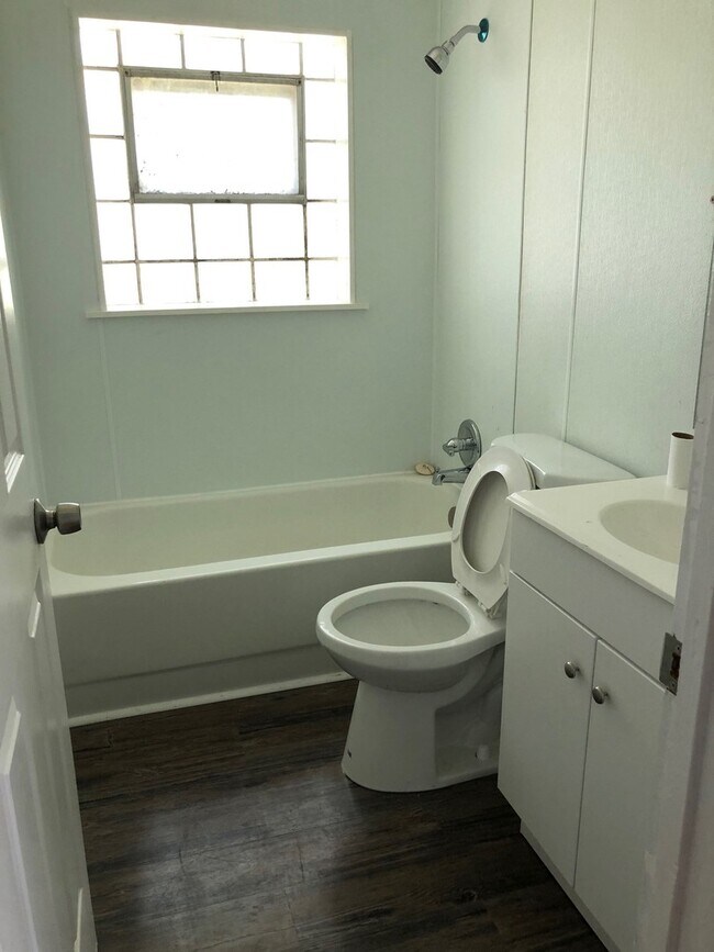 Photo - Beautiful Updated 2 Bedroom Home! A Must See!