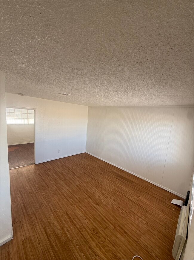 708 Jackson Ave Unit D