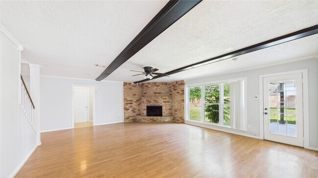 Photo - 1107 Verret Ln