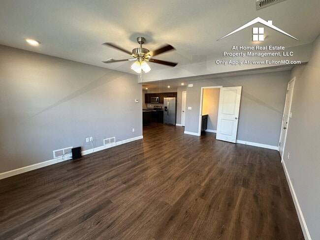 Photo - 2620 N Bluff St Unit 2620-100 North Bluff Street