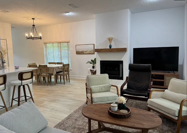 Stunning 3/2.5 Neptune Beach Home less tha... - Stunning 3/2.5 Neptune Beach Home less tha...