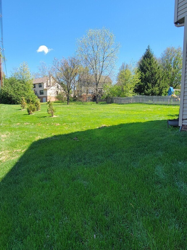 Photo - 421 Forest Hill Dr
