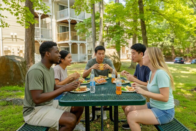 Forest Pointe