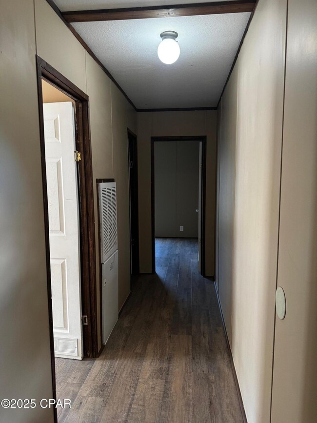 Photo - 4216 Barber St