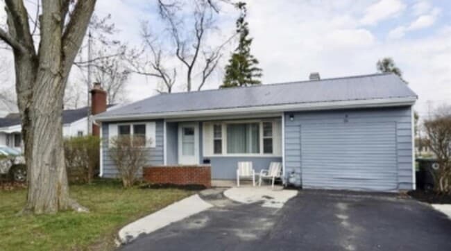 Building Photo - 1508 N Woodridge Ave