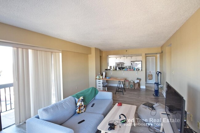 Photo - 15 N Beacon St Unit 802