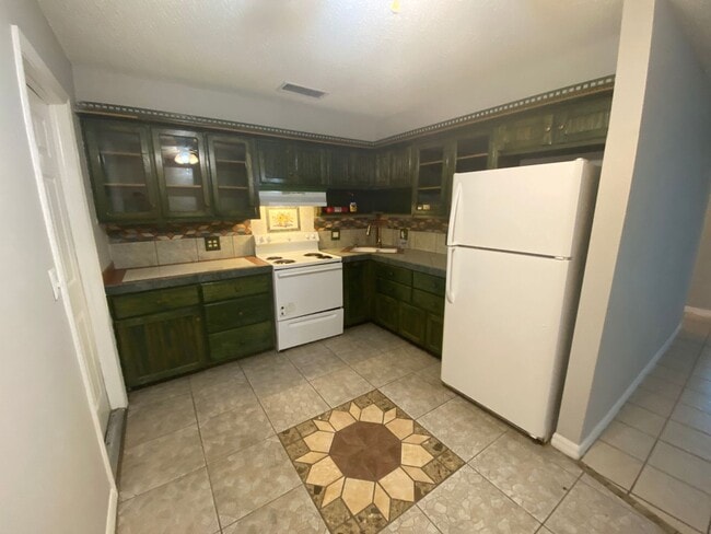 Photo - 2 Bedroom 1 Bath Duplex in Winter Park for RENT!