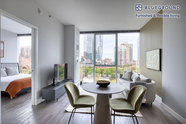 Photo - 1000 S Clark St Unidad SI FL9-ID989