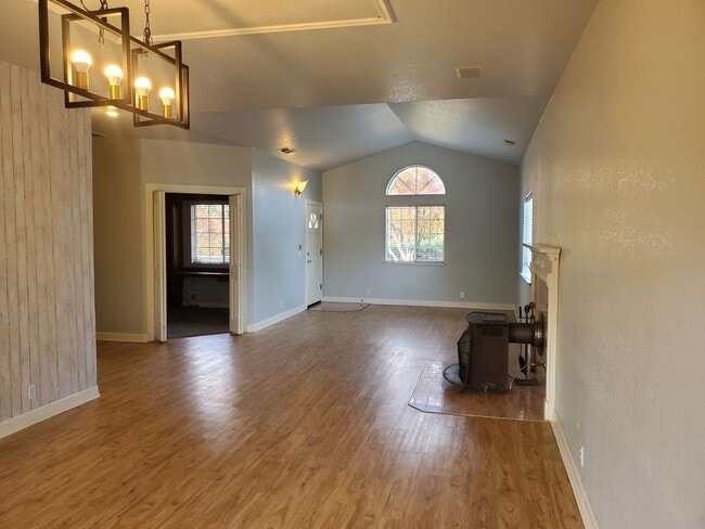 Photo - Introducing Your Dream Home: A perfect blend of comfort and convenience!