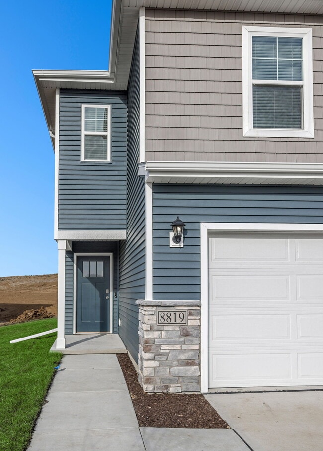 Photo - 8819 N 167th St