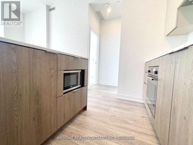 Photo - 15 Holmes Ave Unit 804