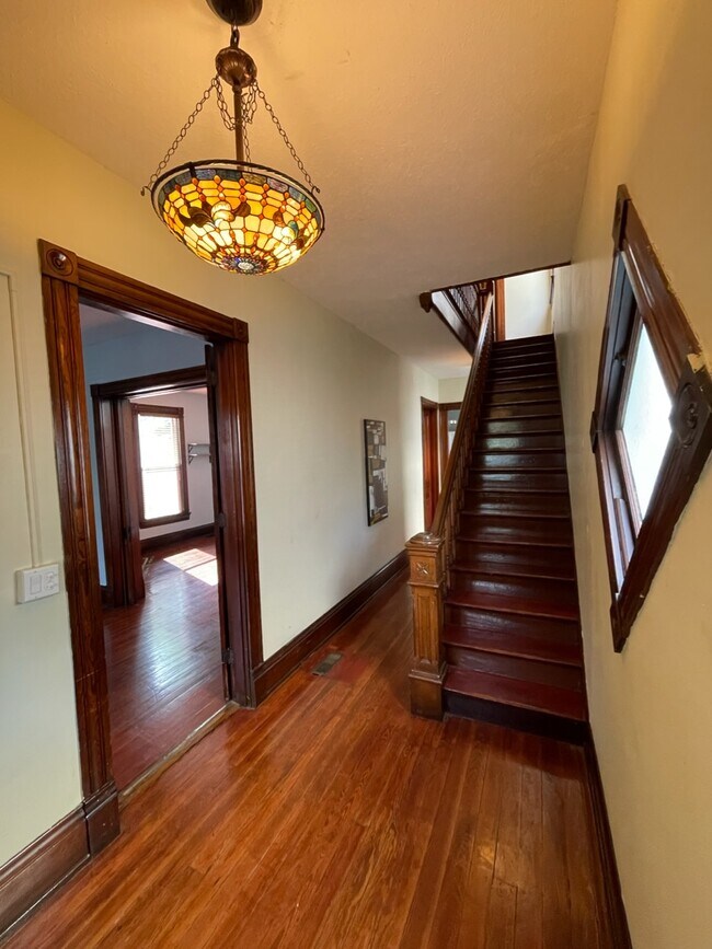 Photo - 1627 Story Ave Unit Apt 2