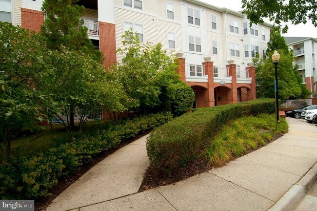 Photo - 2921 Deer Hollow Way Apartment Unit 212