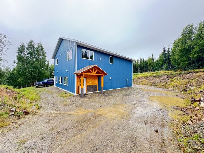 Building Photo - 5965 Haystack Dr Rental