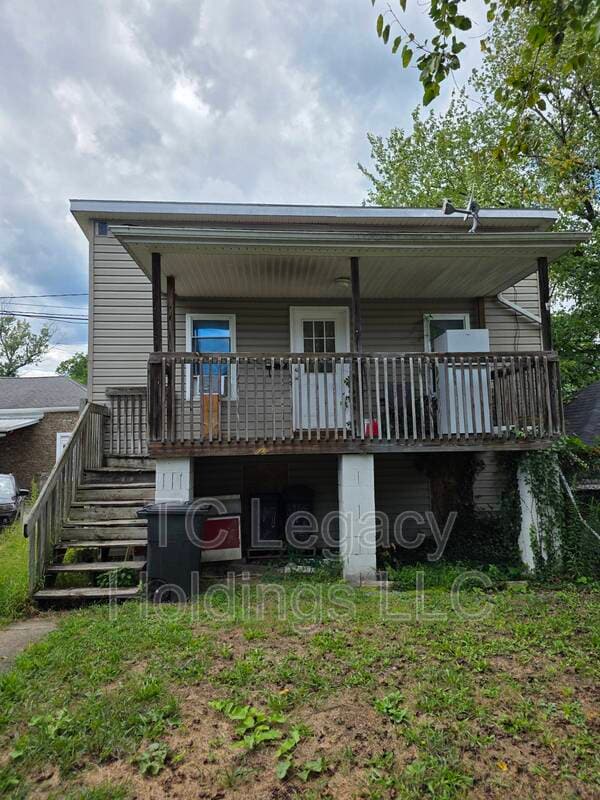 Building Photo - 419 1/2 Walnut Ave Rental