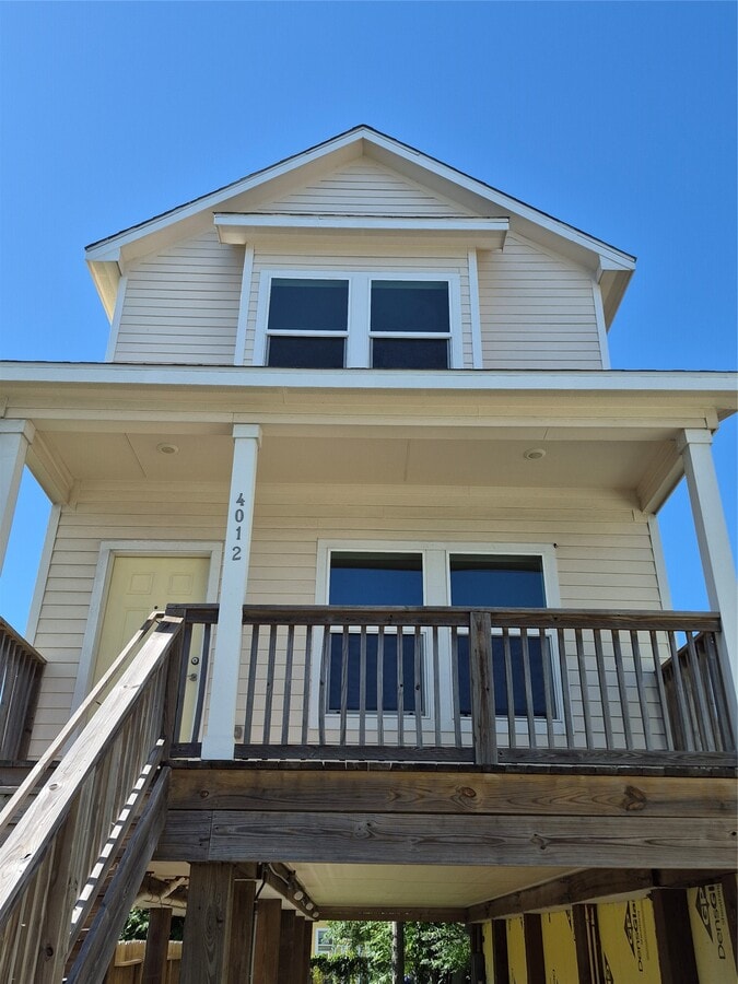 Photo - 4012 Sealy Ave