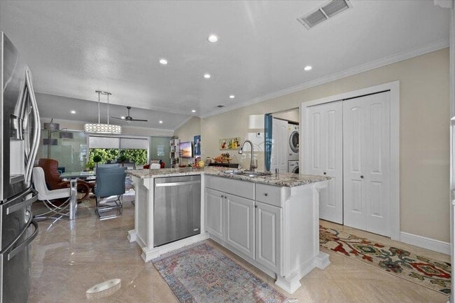 Photo - 102 Doe Trail