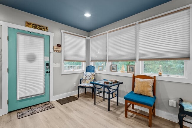 Photo - 2585 Fairway Dr SW