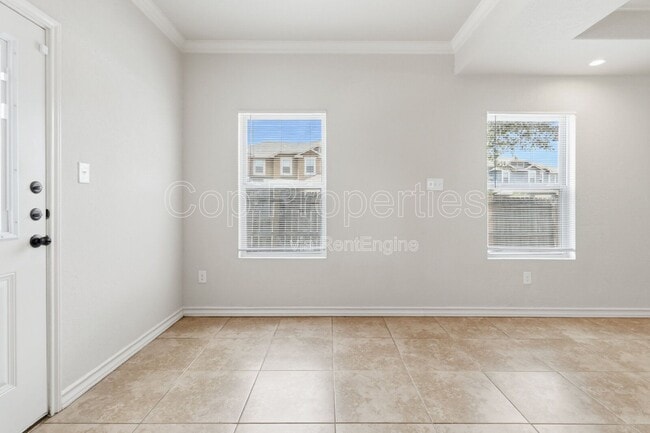 Photo - 7010 Donovan Wy