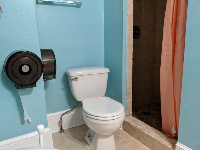 Photo - 16 Ravenscroft Dr