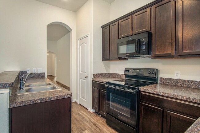 Photo - 13006 Lazy Ln