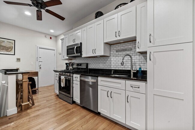 Photo - 25 Clark St Unit 2A