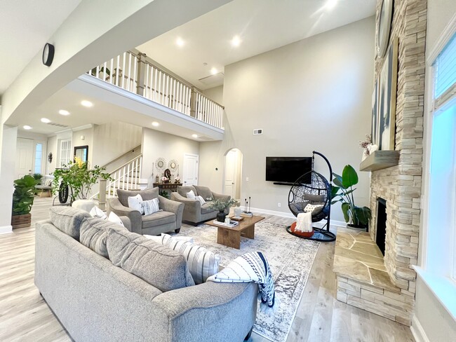 Building Photo - 4745 Kingswood Dr Rental