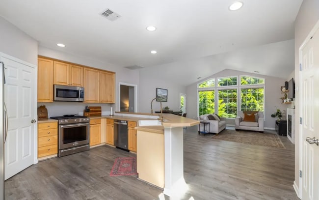 Photo - 3301 Park Ln Unidad B