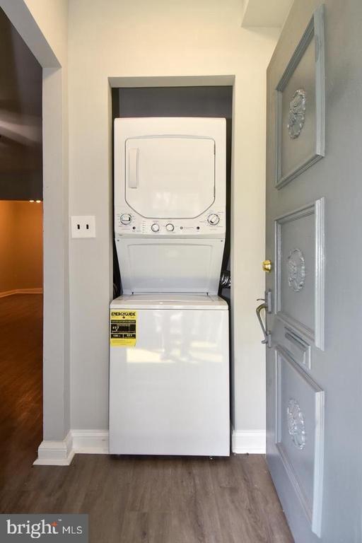 Photo - 204 34th St NE