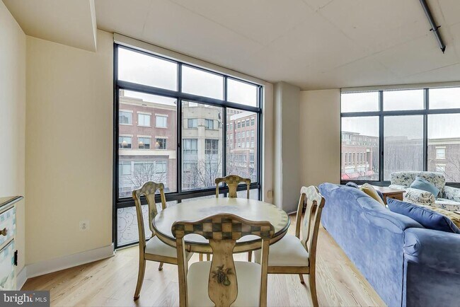 Photo - 520 John Carlyle St Unit 318