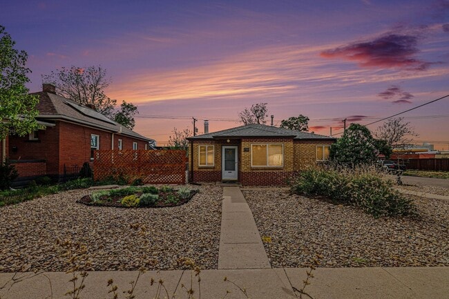 Building Photo - Platte Park Charmer with Sunny Spaces, Cool AC & a Private Backyard Retreat