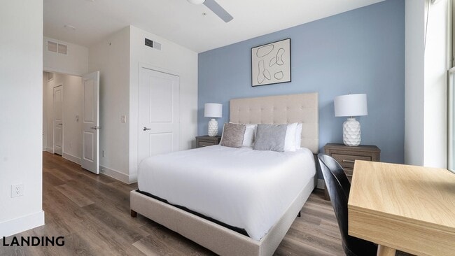 Photo - 6525 Ed Bluestein Blvd Unidad 6208