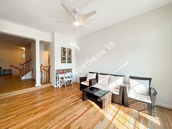 43003 Golf View Dr