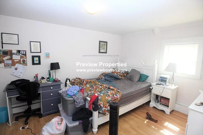 Photo - 300 Faneuil St Unit 2